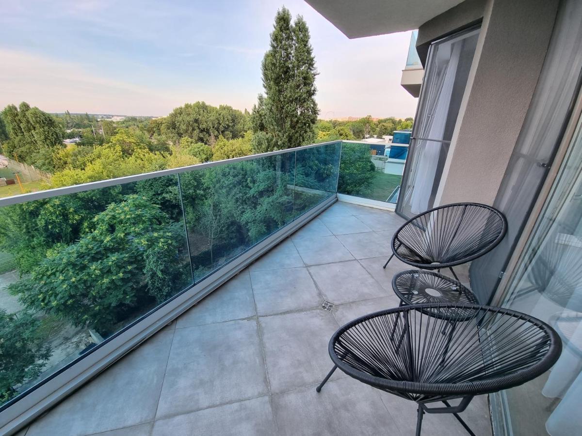 Grand Look & Best Location For Business On בוקרשט מראה חיצוני תמונה