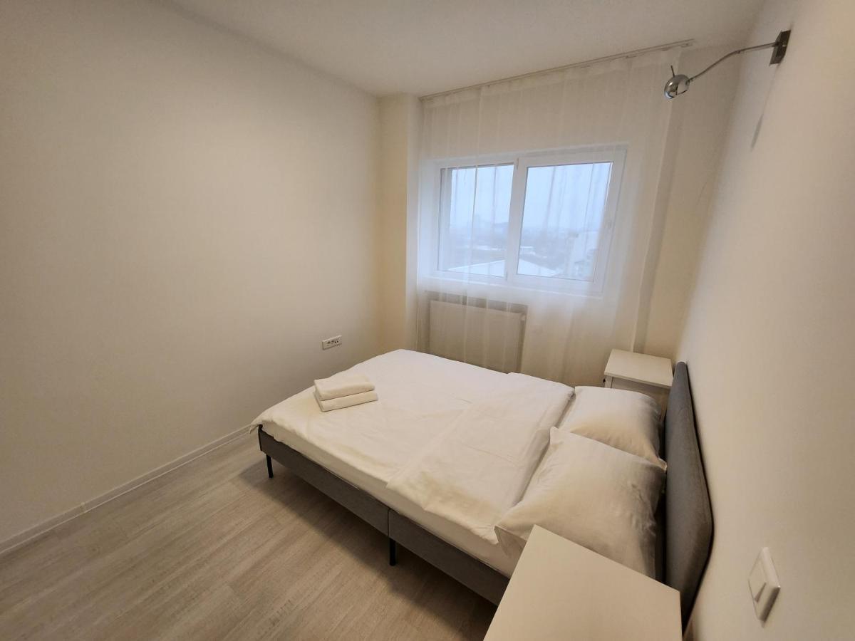 Grand Look & Best Location For Business On בוקרשט מראה חיצוני תמונה